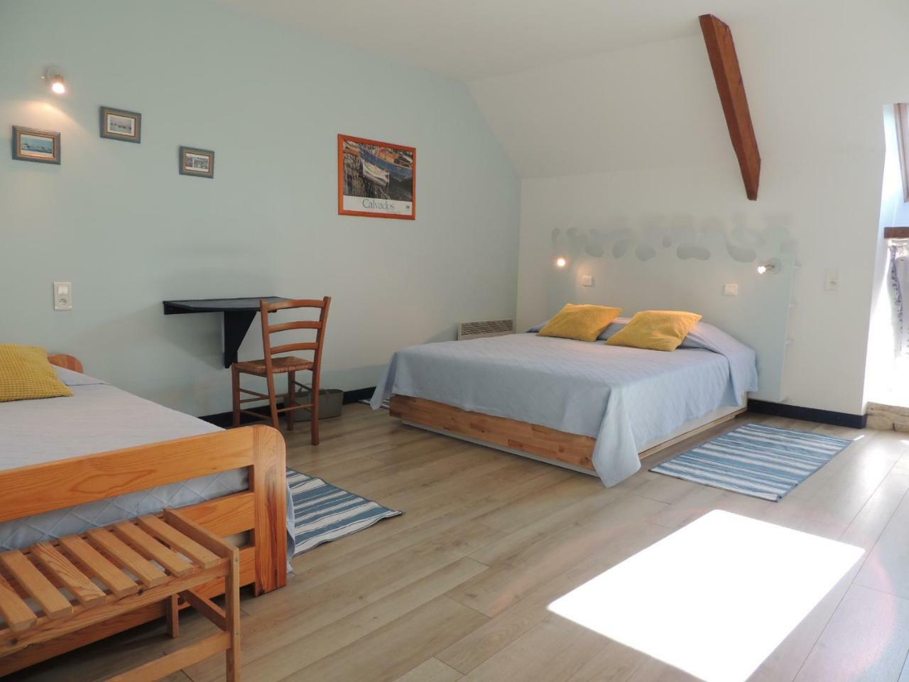 Chambres D'Hotes Les Pieris Grandcamp-Maisy Exterior photo